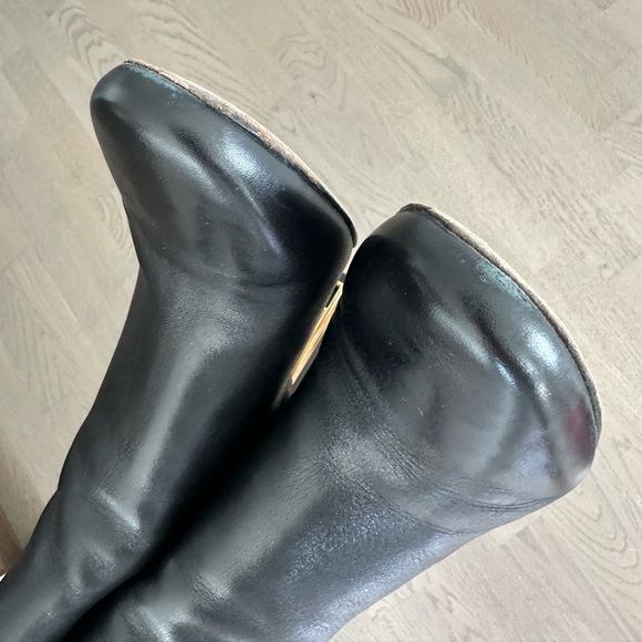 Tory Burch Gigi Bootie Calf Leather Size 8.5 - Picture 4 of 11